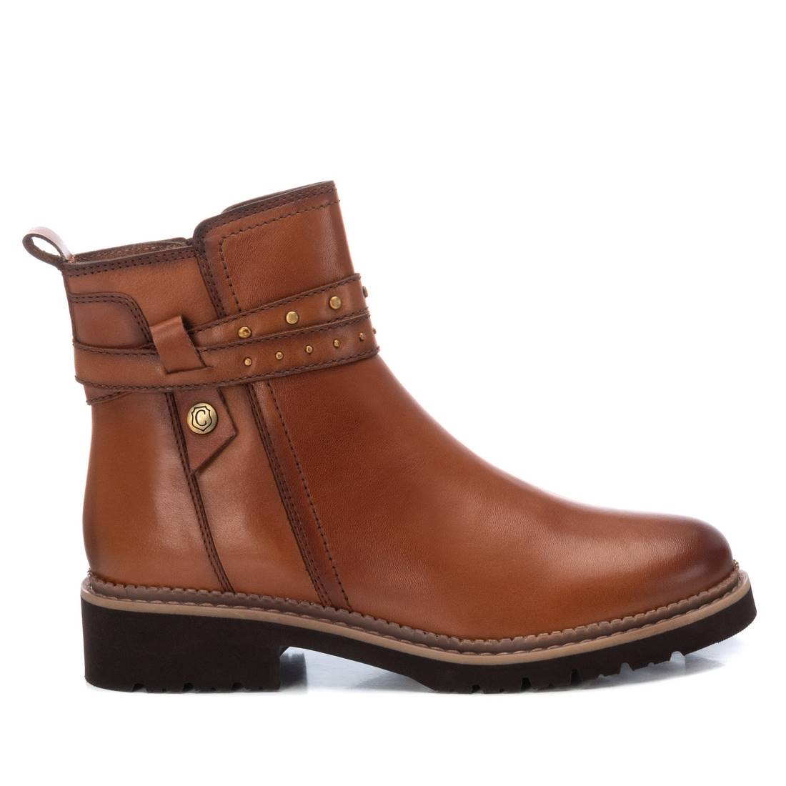 Botines planos marrones