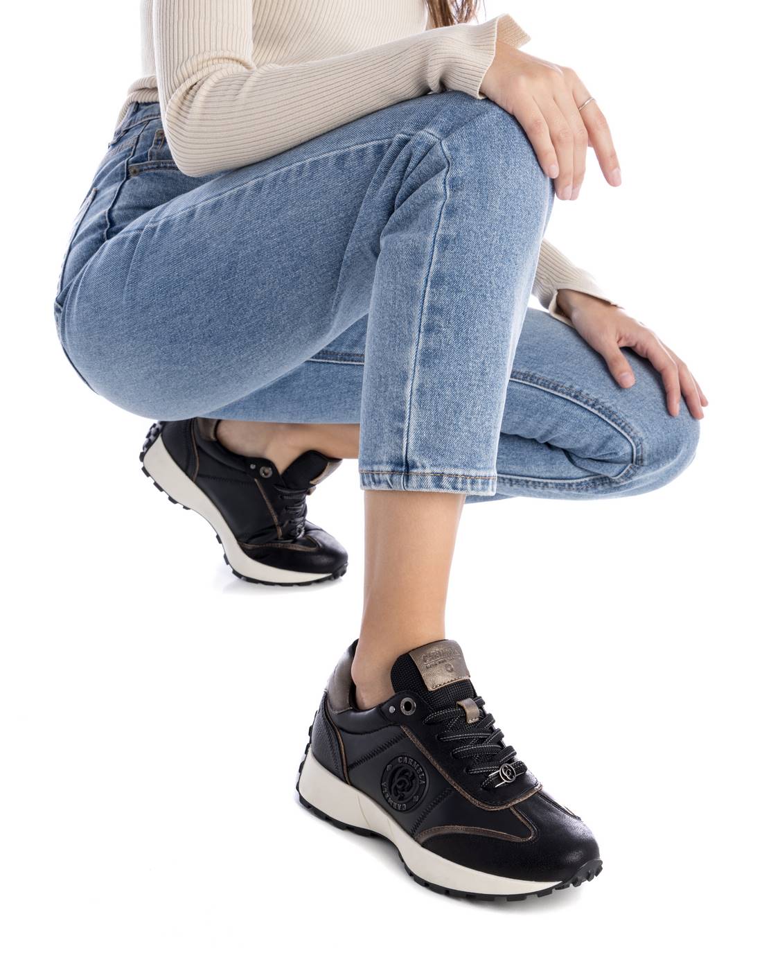 Sneakers de mujer Carmela negros