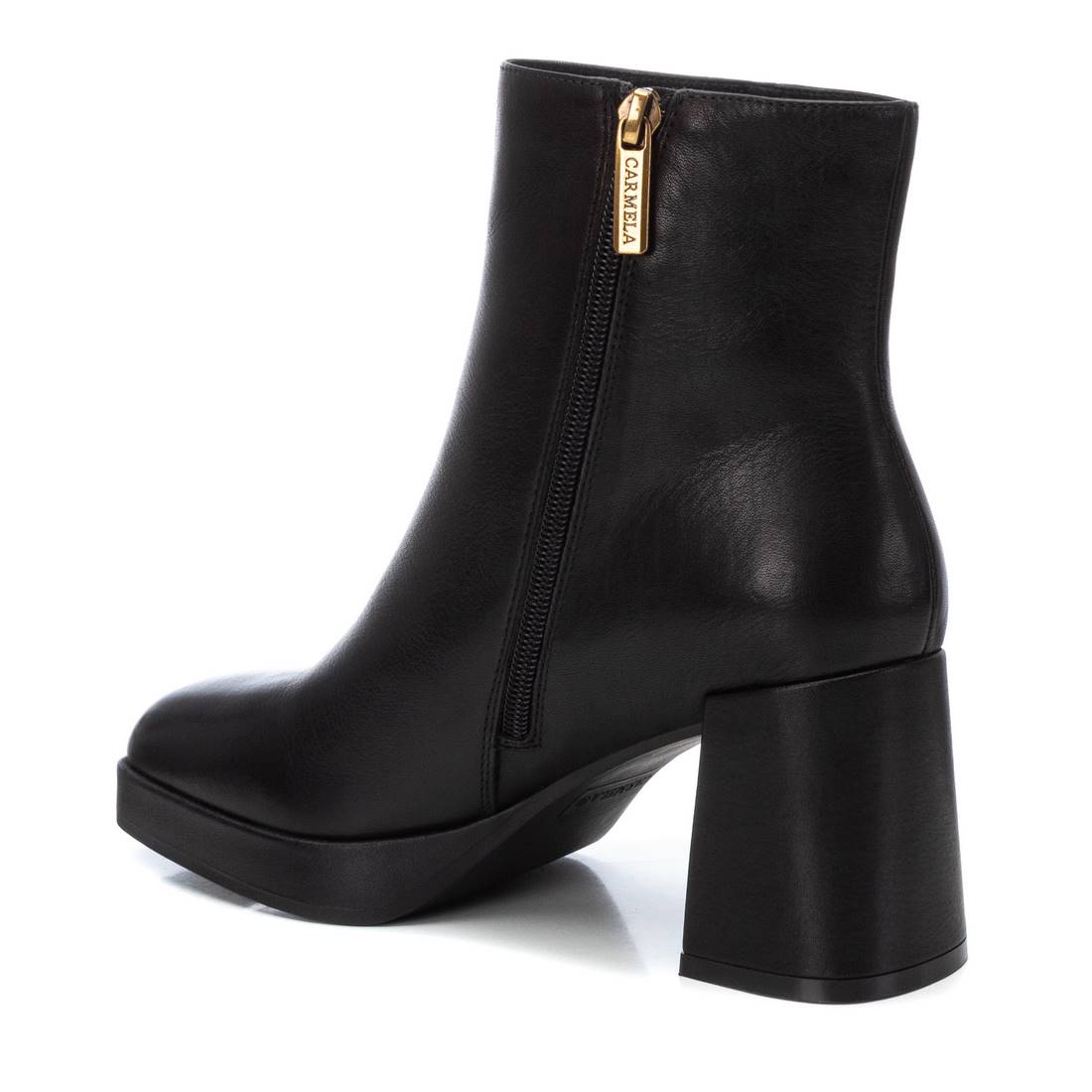 botines negros con tacón medio