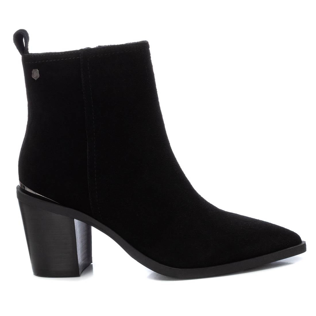 Botines de mujer de piel con cremallera y tacón ancho