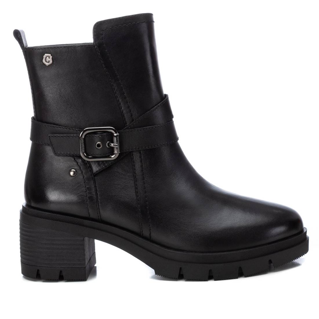 Botines de piel de alta calidad de mujer.  Botines con tacón ancho.