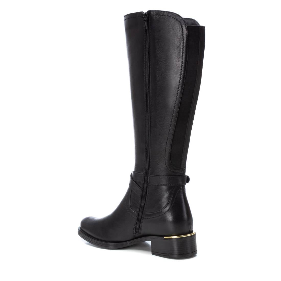 botas altas negras de mujer