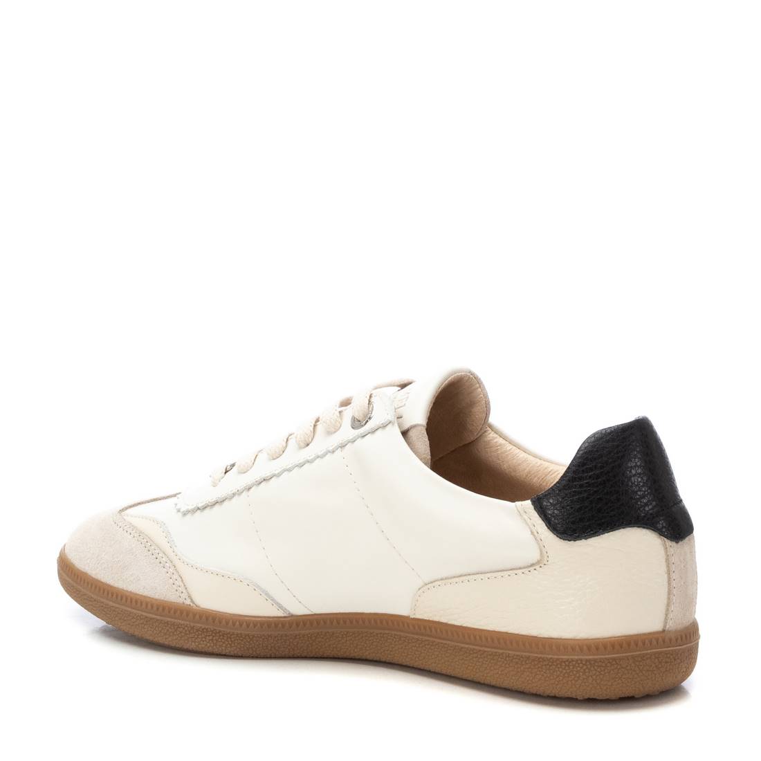 SAPATO DE MULHER CARMELA 16206001
