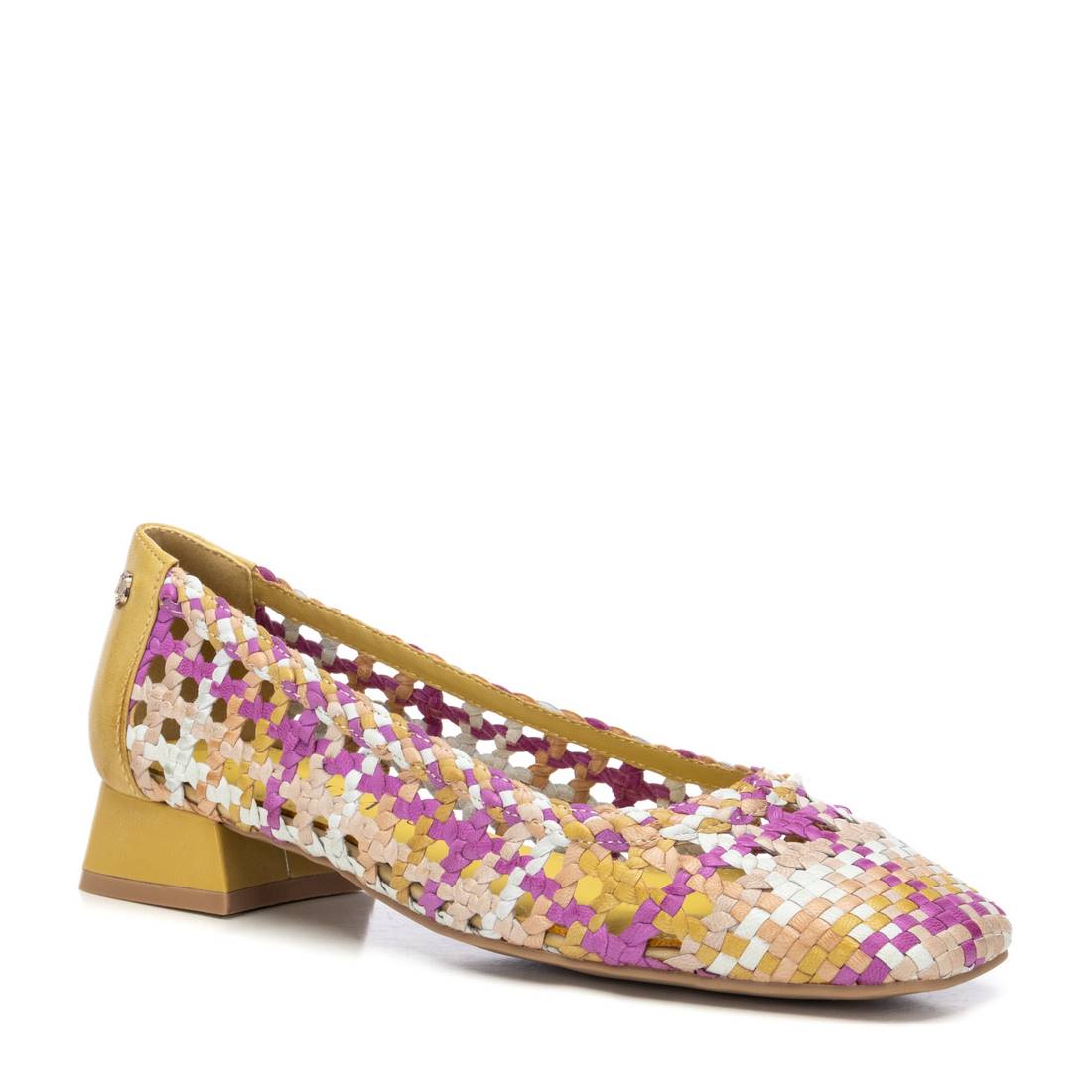 SAPATO FEMININO CARMELA 16218604