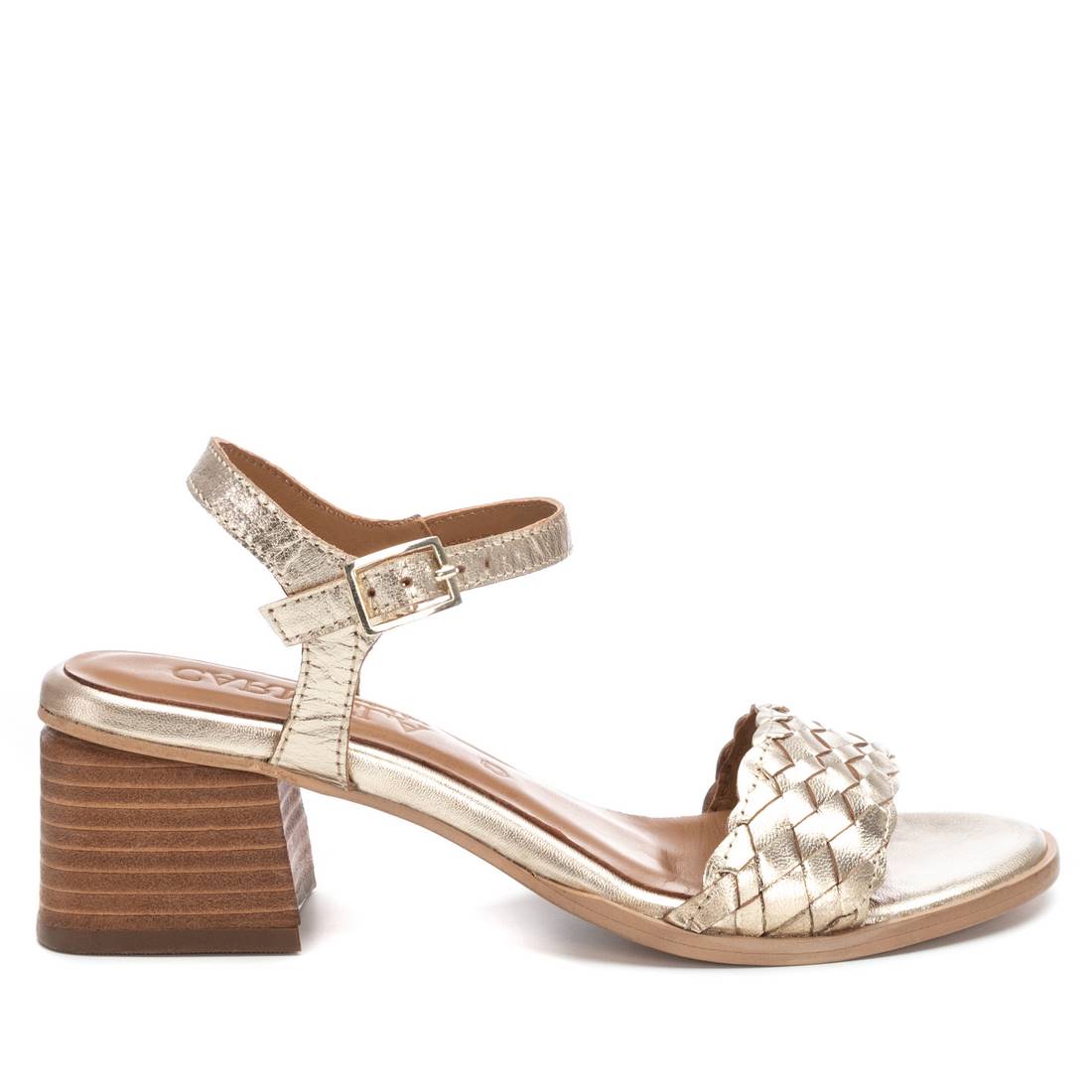 Sandalia de piel de mujer con tacón alto, perfectas para verano