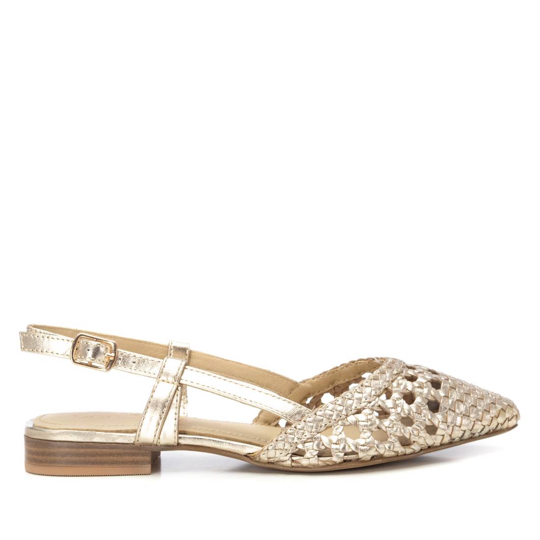 bailarinas atadas al tobillo en piel en tono dorado de alta calidad con diseño moderno y cómodo.