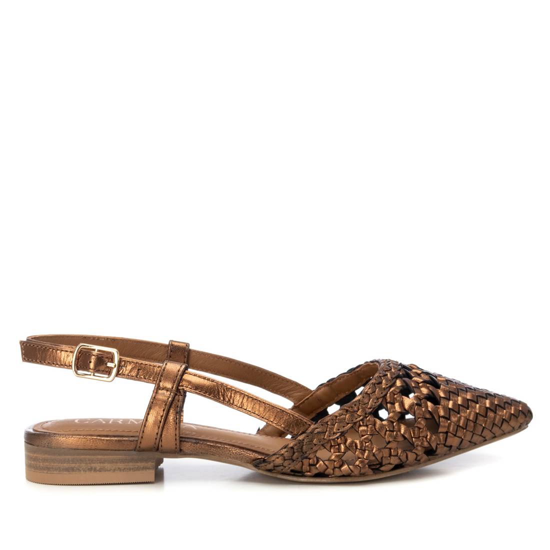 Bailarinas carmela en piel de alta calidad con diseño moderno y cómodo.