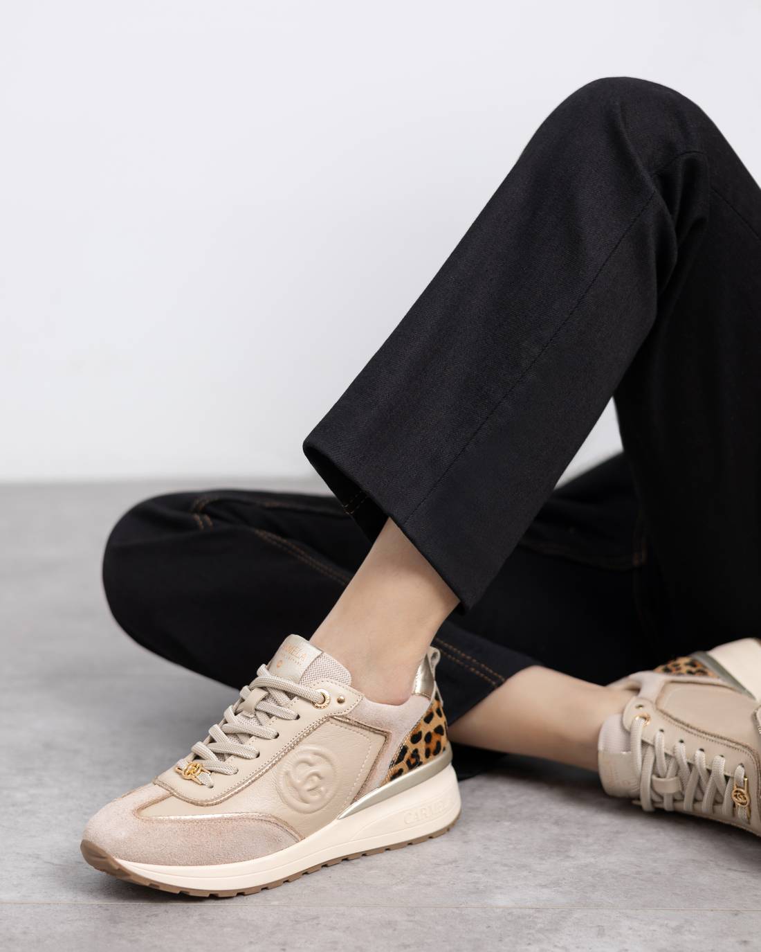 Zapatilla de mujer plano Carmela 16244102