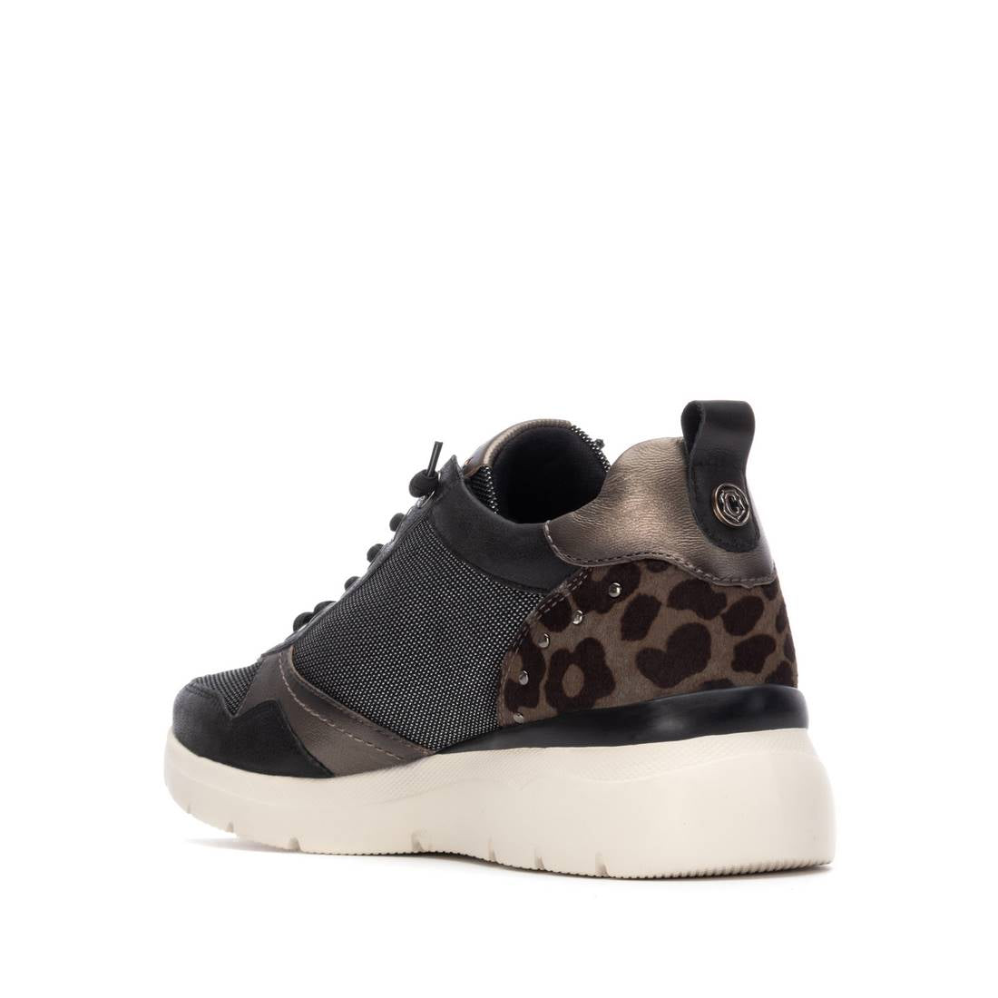 Zapatilla de mujer plano Carmela 16251303