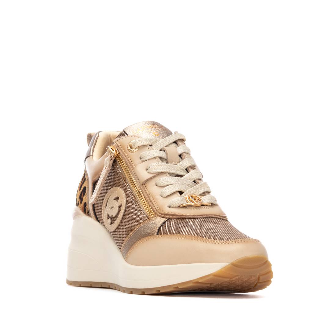 Zapatilla de mujer con cuña Carmela 16252102