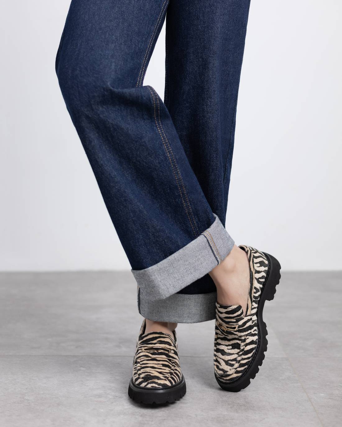 Zapato de mujer plano Carmela 16254506