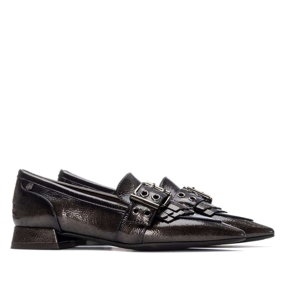 Zapato de mujer con tacón Carmela 16255805