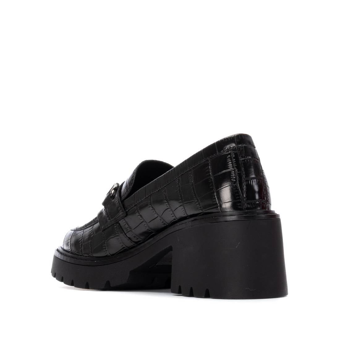 Zapato de mujer con tacón Carmela 16256601