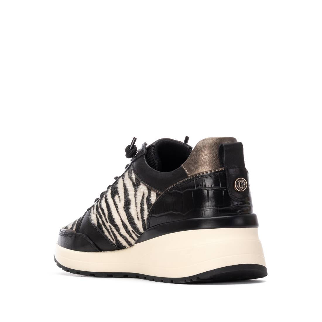 Zapatilla de mujer plano Carmela 16265303