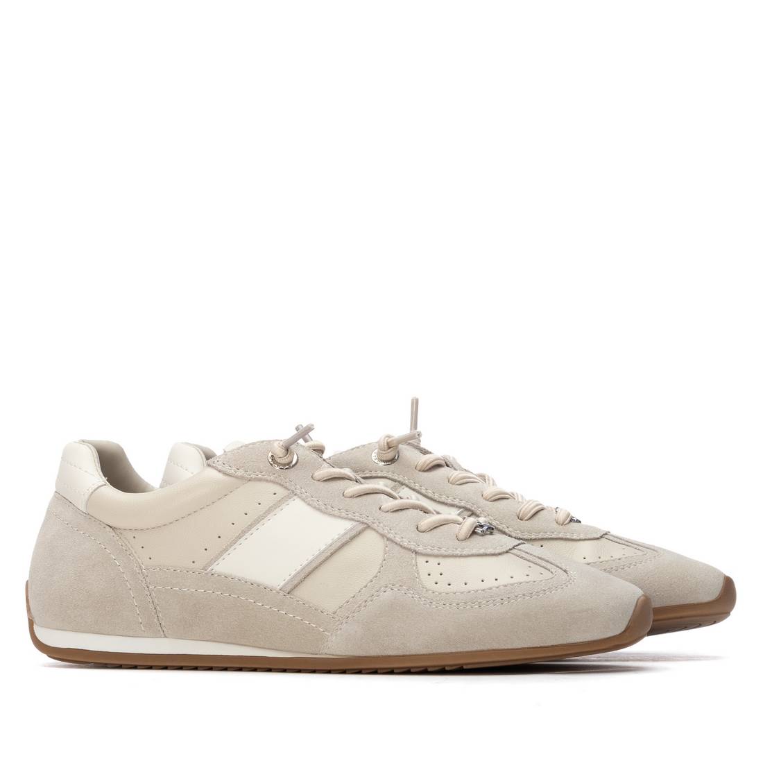 Zapatilla de mujer plano Carmela 16310801