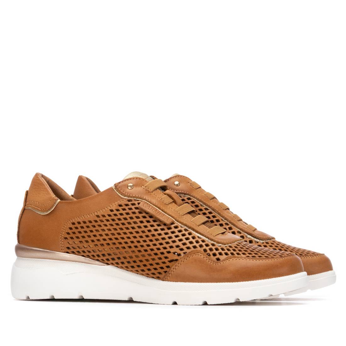 Zapatilla de mujer plano Carmela 16321101