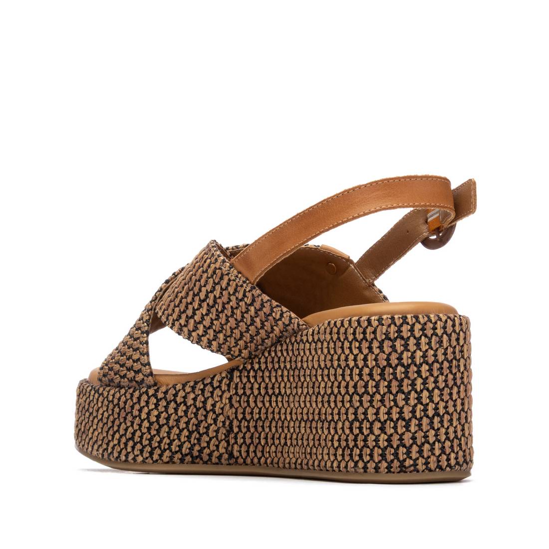 Sandalia de mujer con cuña Carmela 16323402