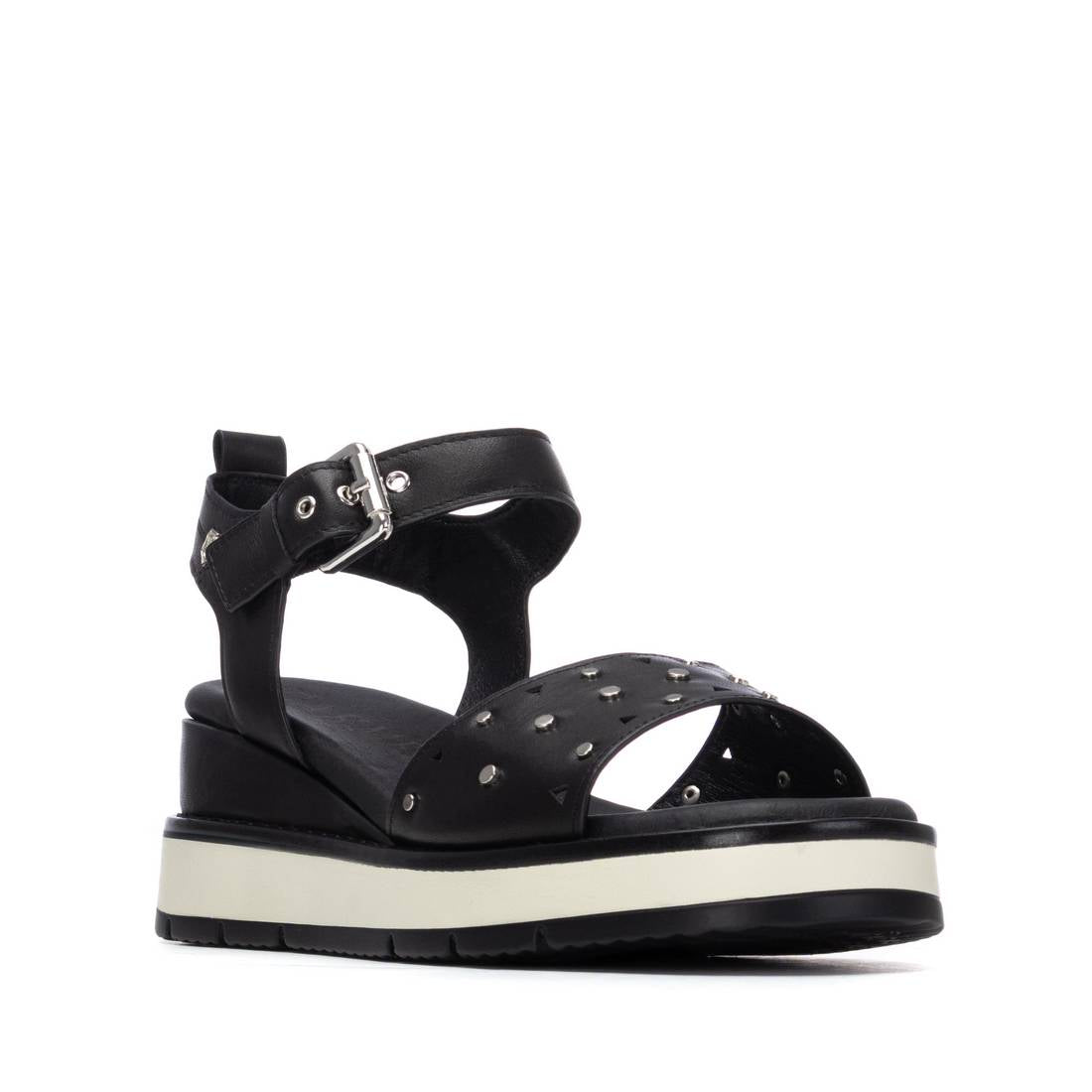 Sandalia de mujer con cuña Carmela 16324803