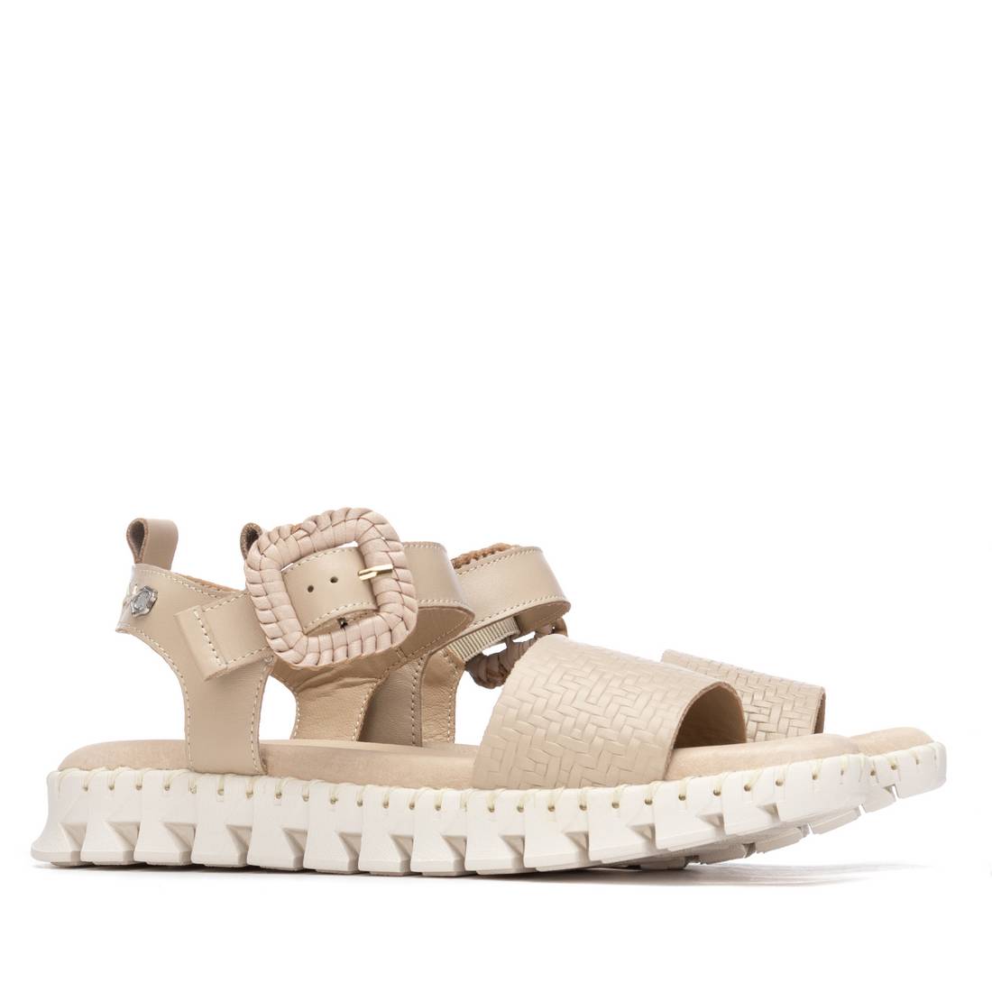 Sandalia de mujer plano Carmela 16326602