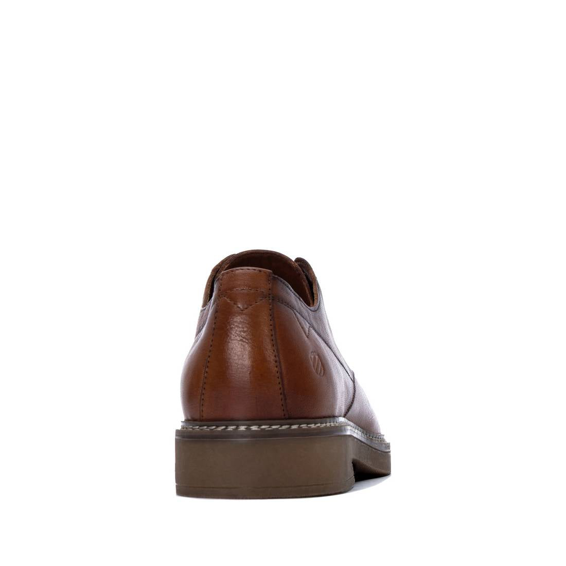 Zapato de hombre plano Carmela 16420001