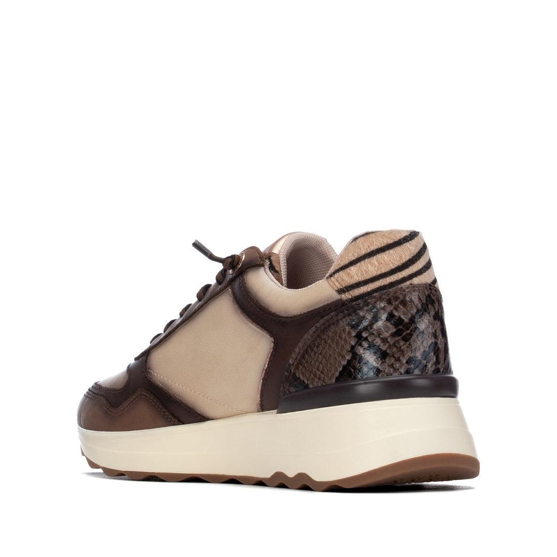 Zapatilla de mujer plano Carmela 16422102