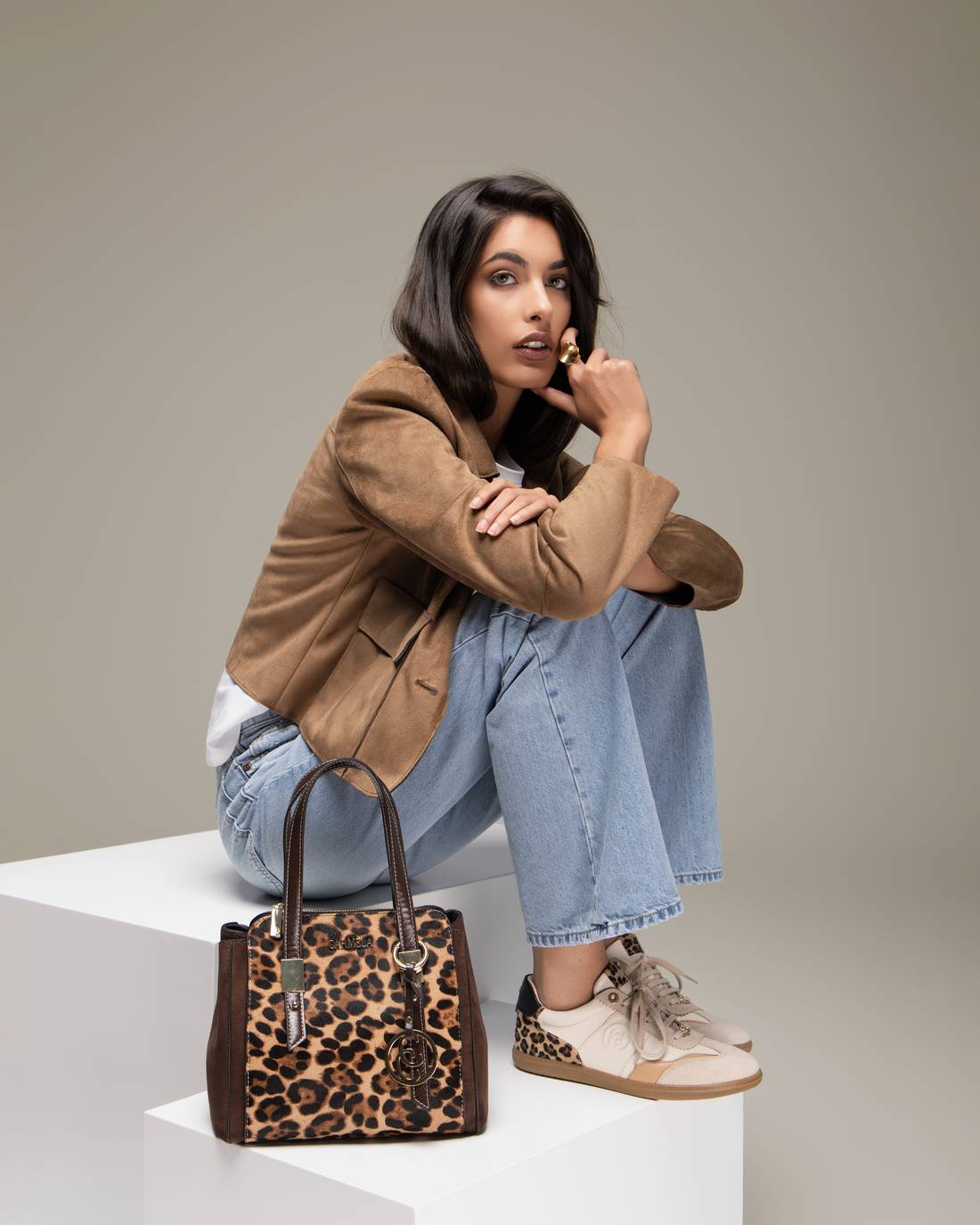 WOMEN'S HANDBAG CARMELA 18618402