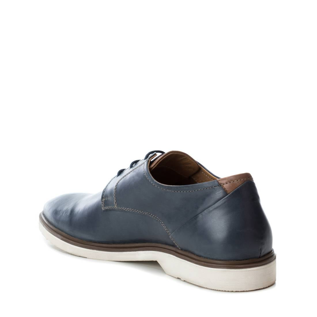ZAPATO DE HOMBRE CARMELA 06665601