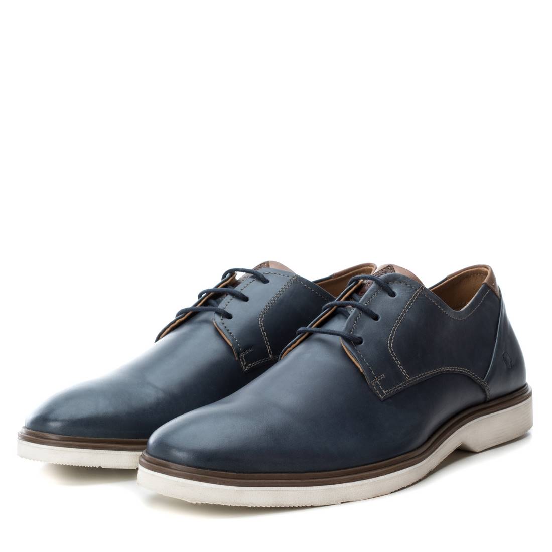 ZAPATO DE HOMBRE CARMELA 06665601