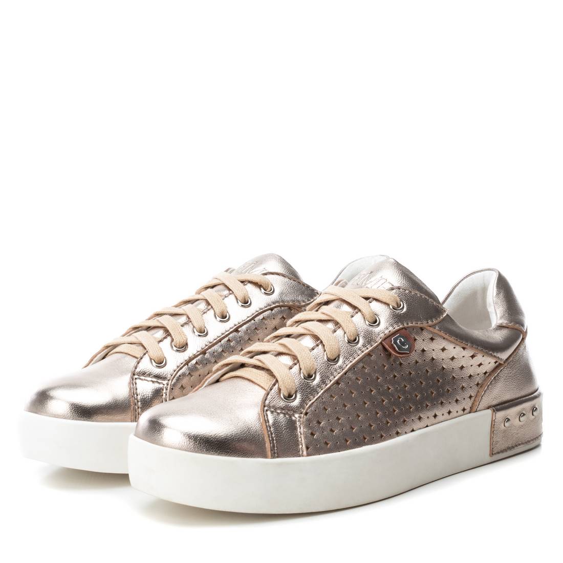 Zapatillas doradas con cordones mujer