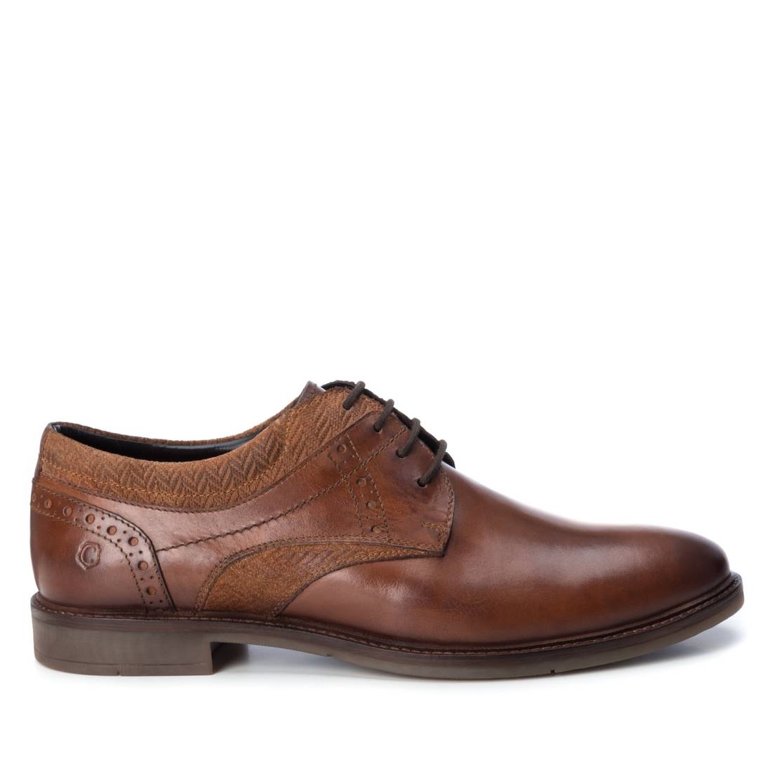 ZAPATO DE HOMBRE CARMELA 06707002