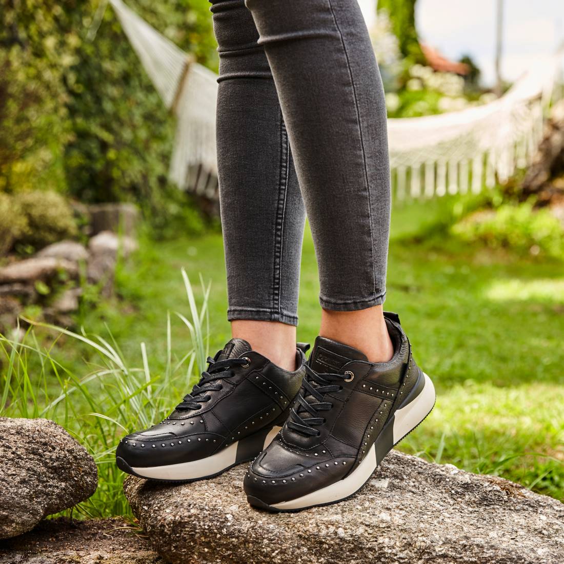 ZAPATILLA DE MUJER CARMELA 06742302