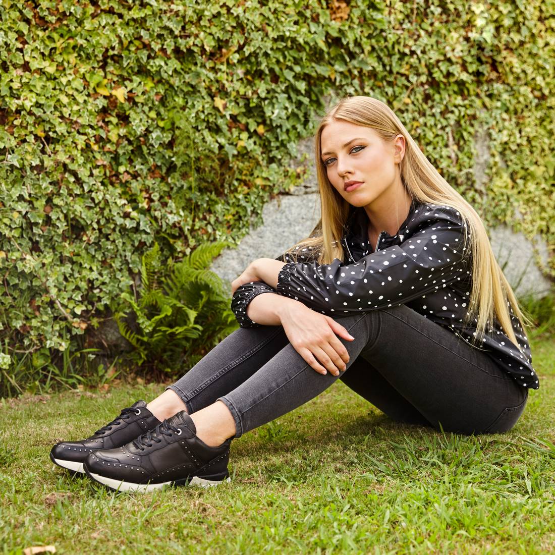 ZAPATILLA DE MUJER CARMELA 06742302