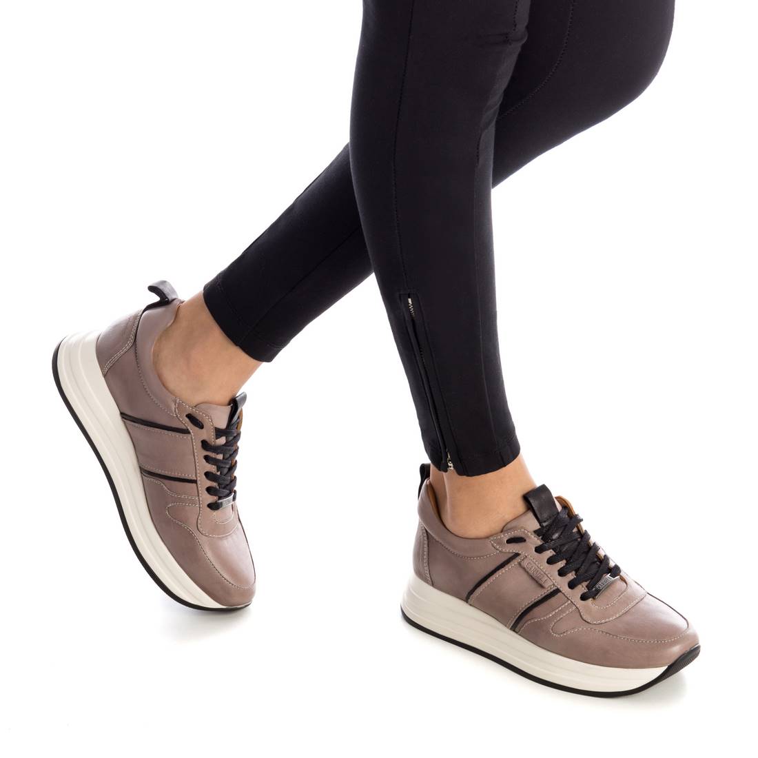 ZAPATILLA DE MUJER CARMELA 06745704
