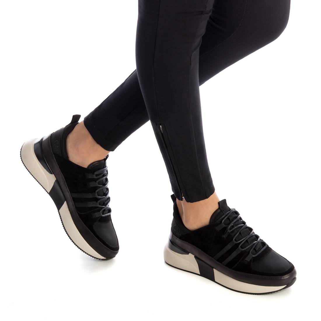 TÊNIS FEMININO CARMELA 06759401