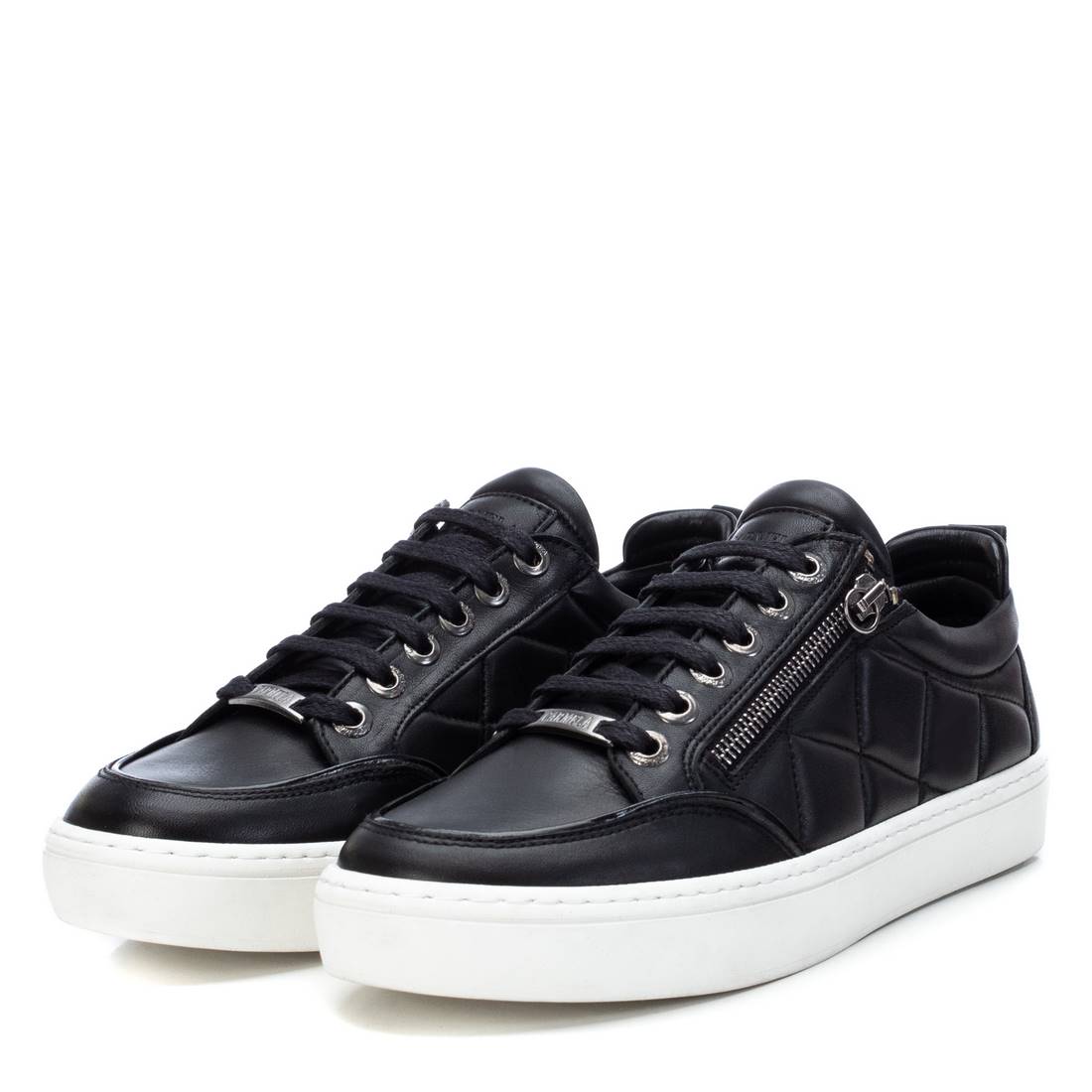 TÊNIS FEMININO CARMELA 06806001