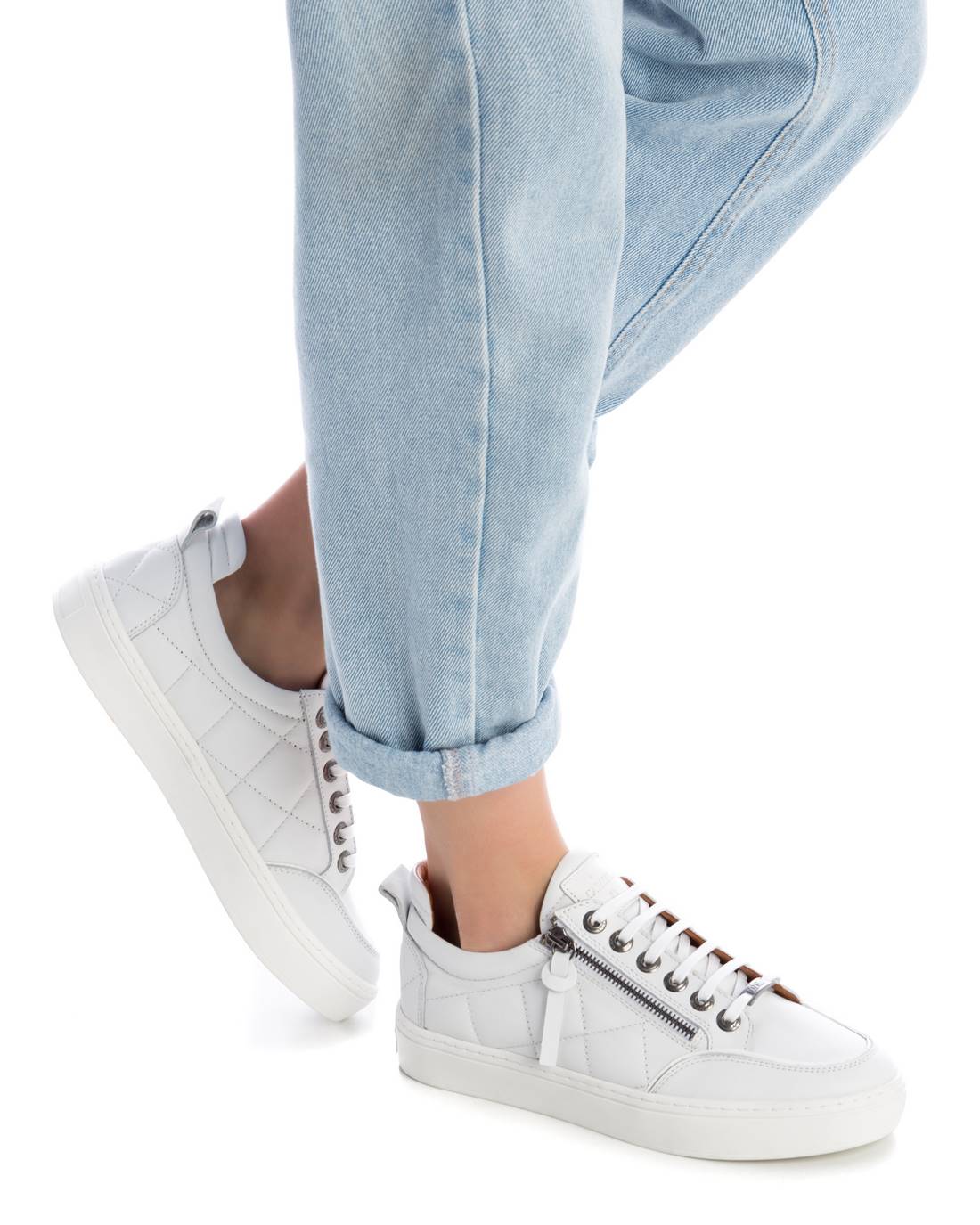 CARMELA WOMEN'S SNEAKER 06806003