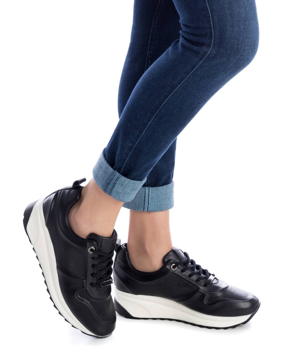 ZAPATILLA DE MUJER CARMELA 06818402