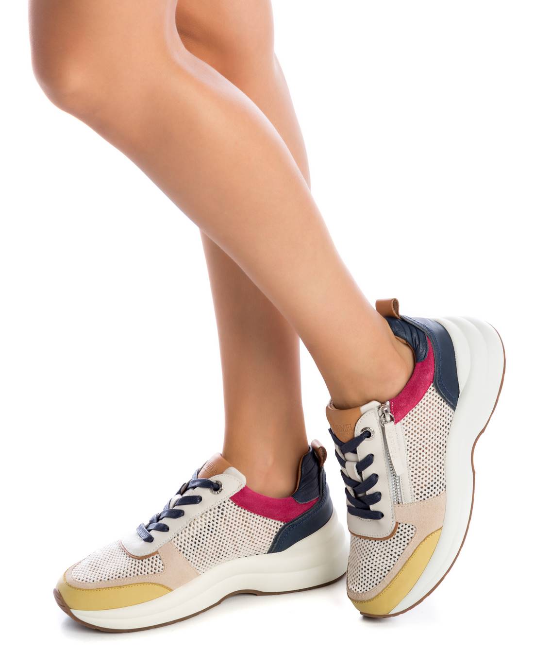 TÊNIS FEMININO CARMELA 06860304