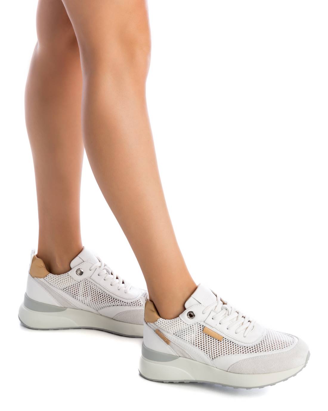 TÊNIS FEMININO CARMELA 06860406