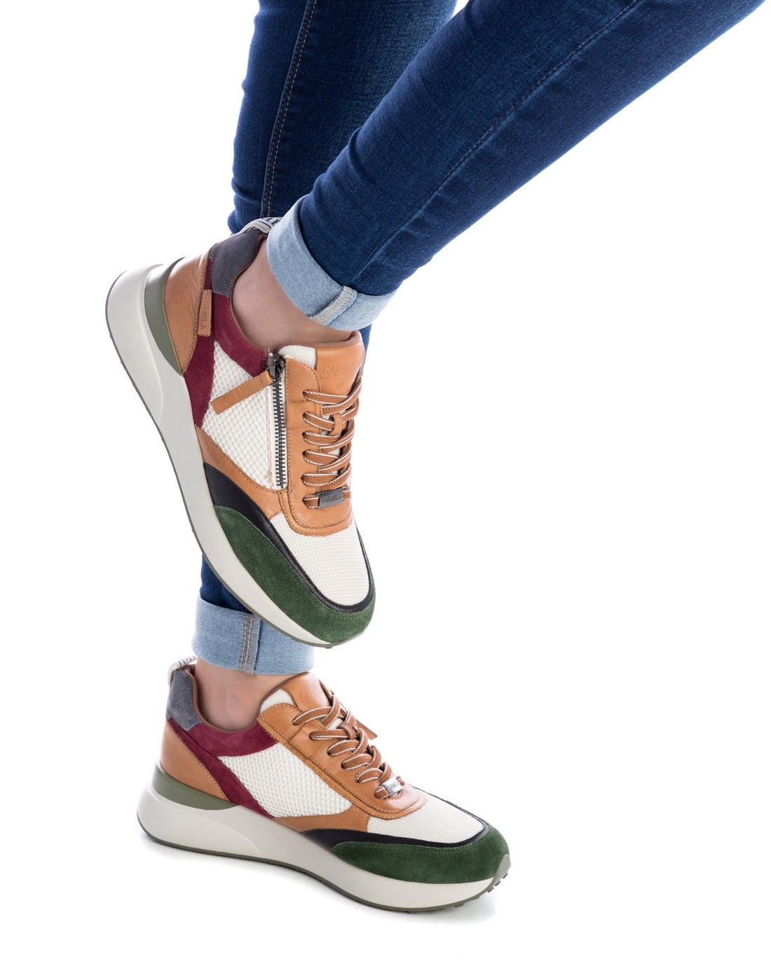 TÊNIS FEMININO CARMELA 16000101