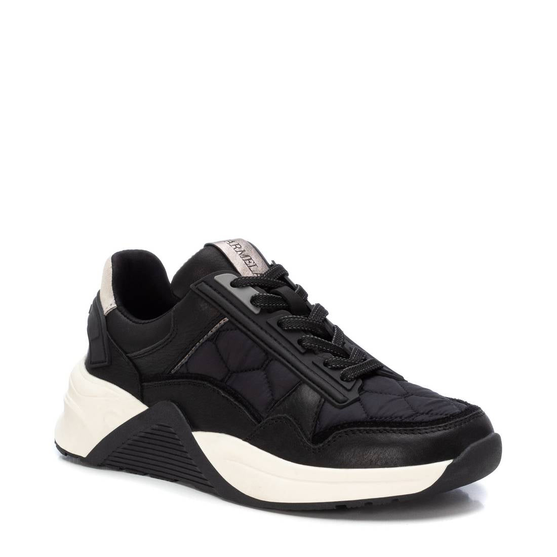 ZAPATILLA DE MUJER CARMELA 16011502