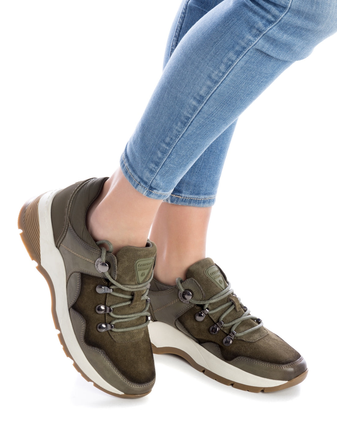 ZAPATILLA DE MUJER CARMELA 16015502