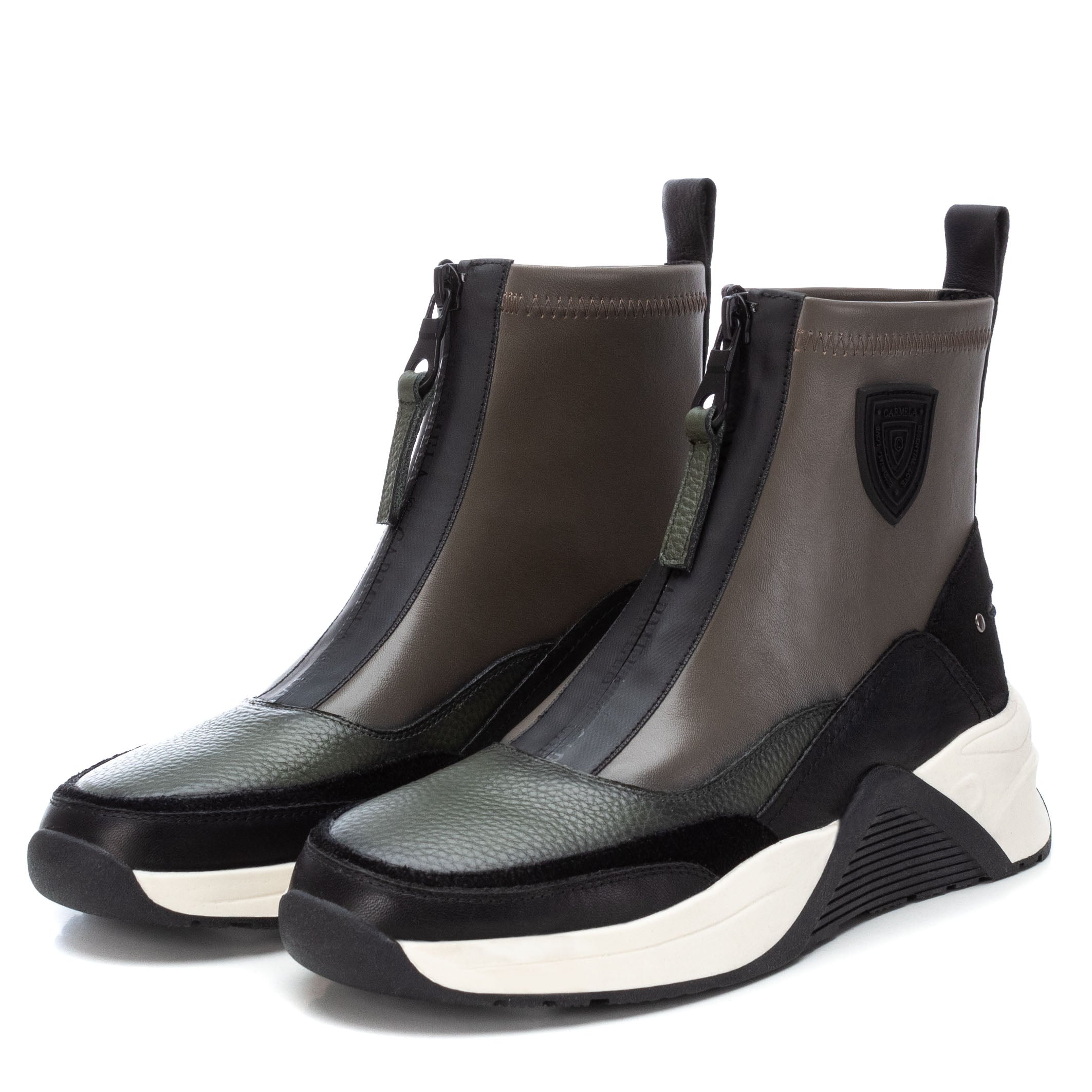 ZAPATILLA DE MUJER CARMELA 16018004