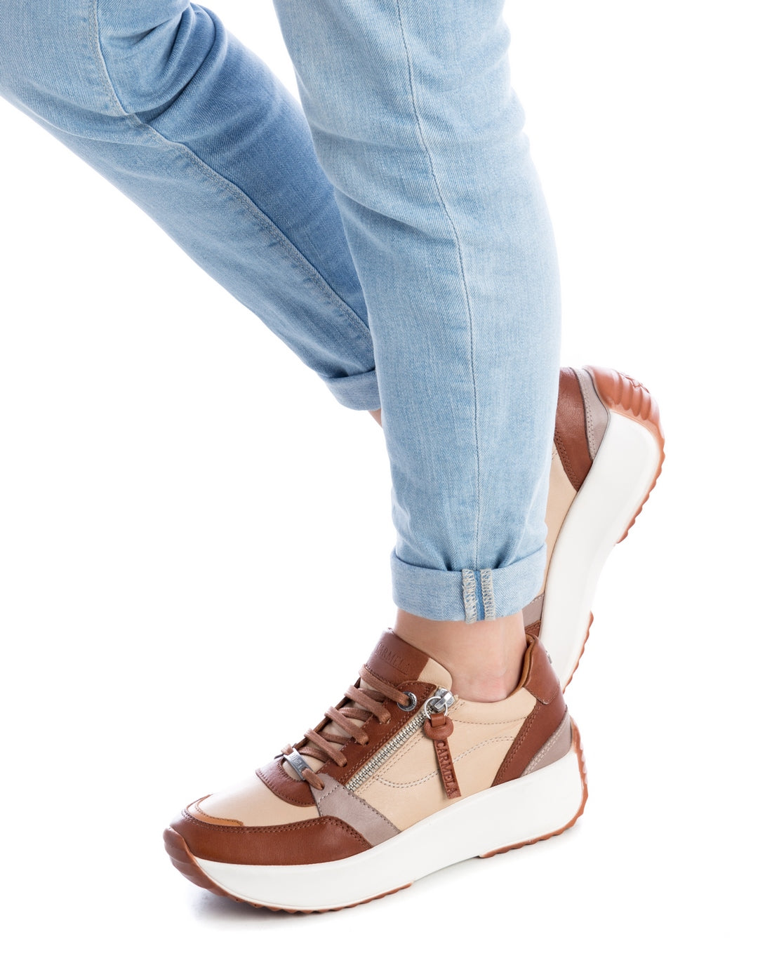 TÊNIS FEMININO CARMELA 16021002