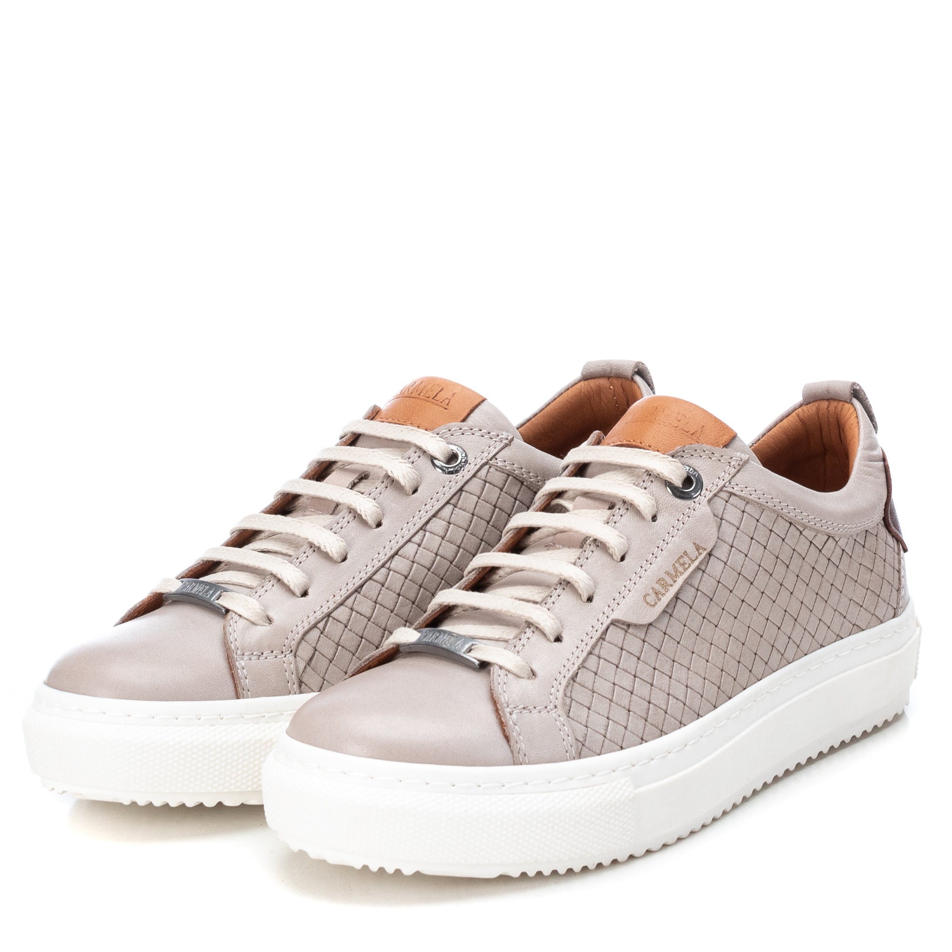 ZAPATILLA DE MUJER CARMELA 16021405