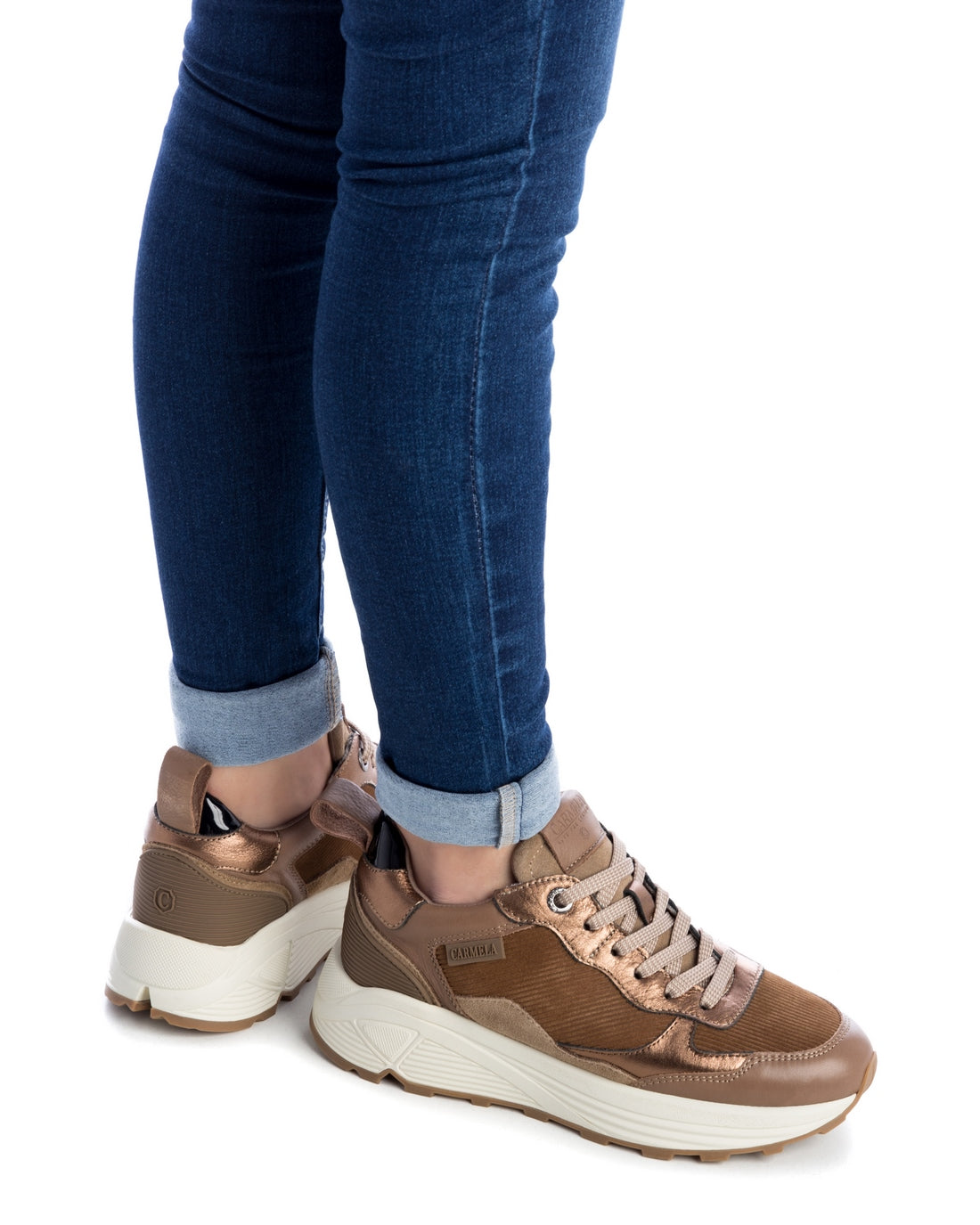 ZAPATILLA DE MUJER CARMELA 16026301