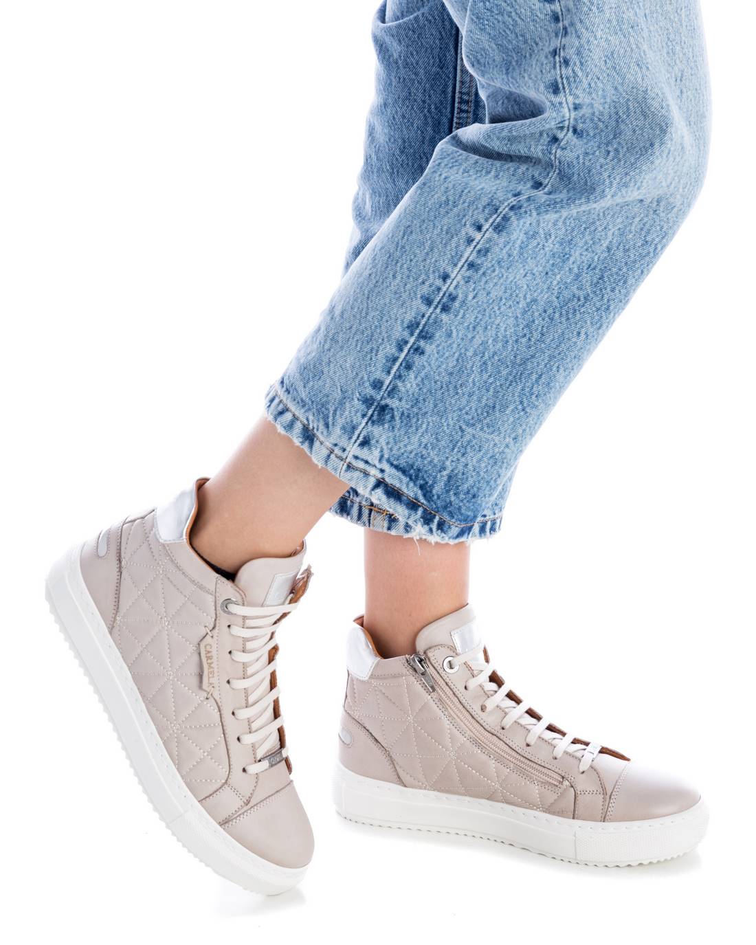 TÊNIS FEMININO CARMELA 16027402