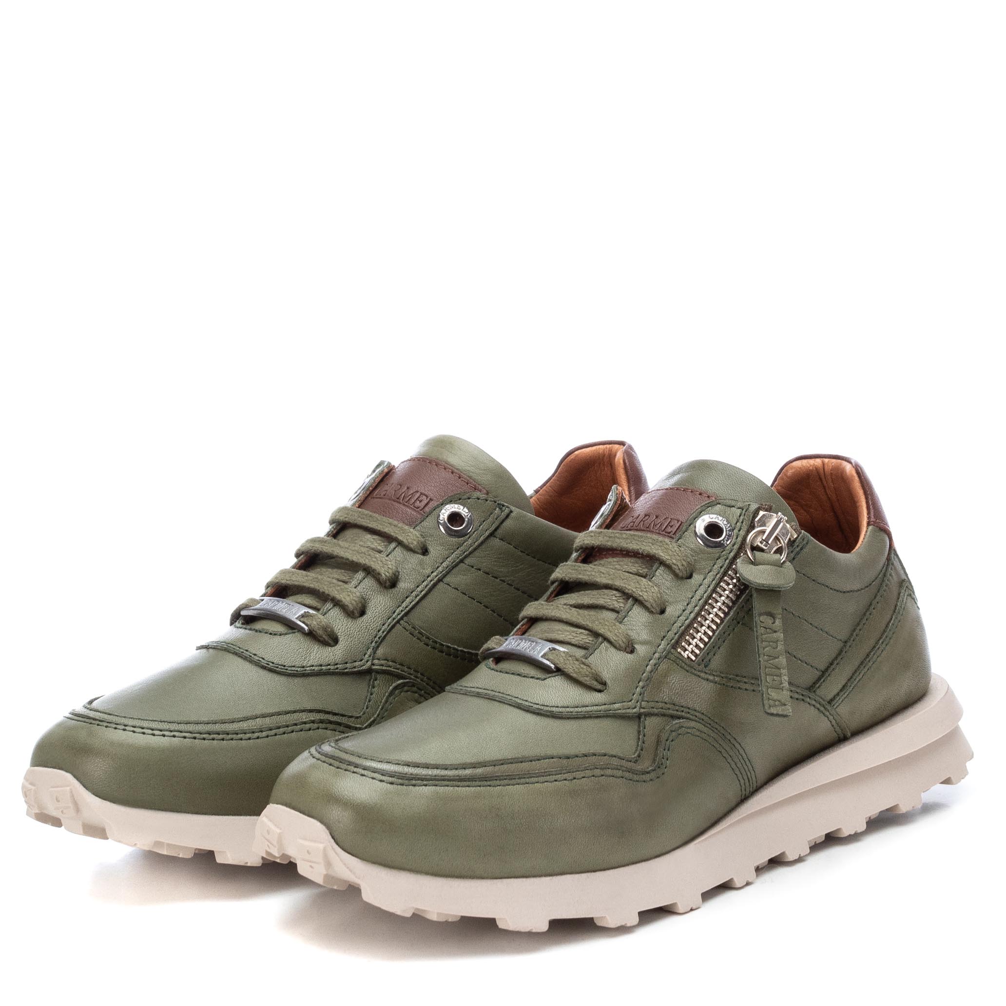 ZAPATILLA DE MUJER CARMELA 16031604
