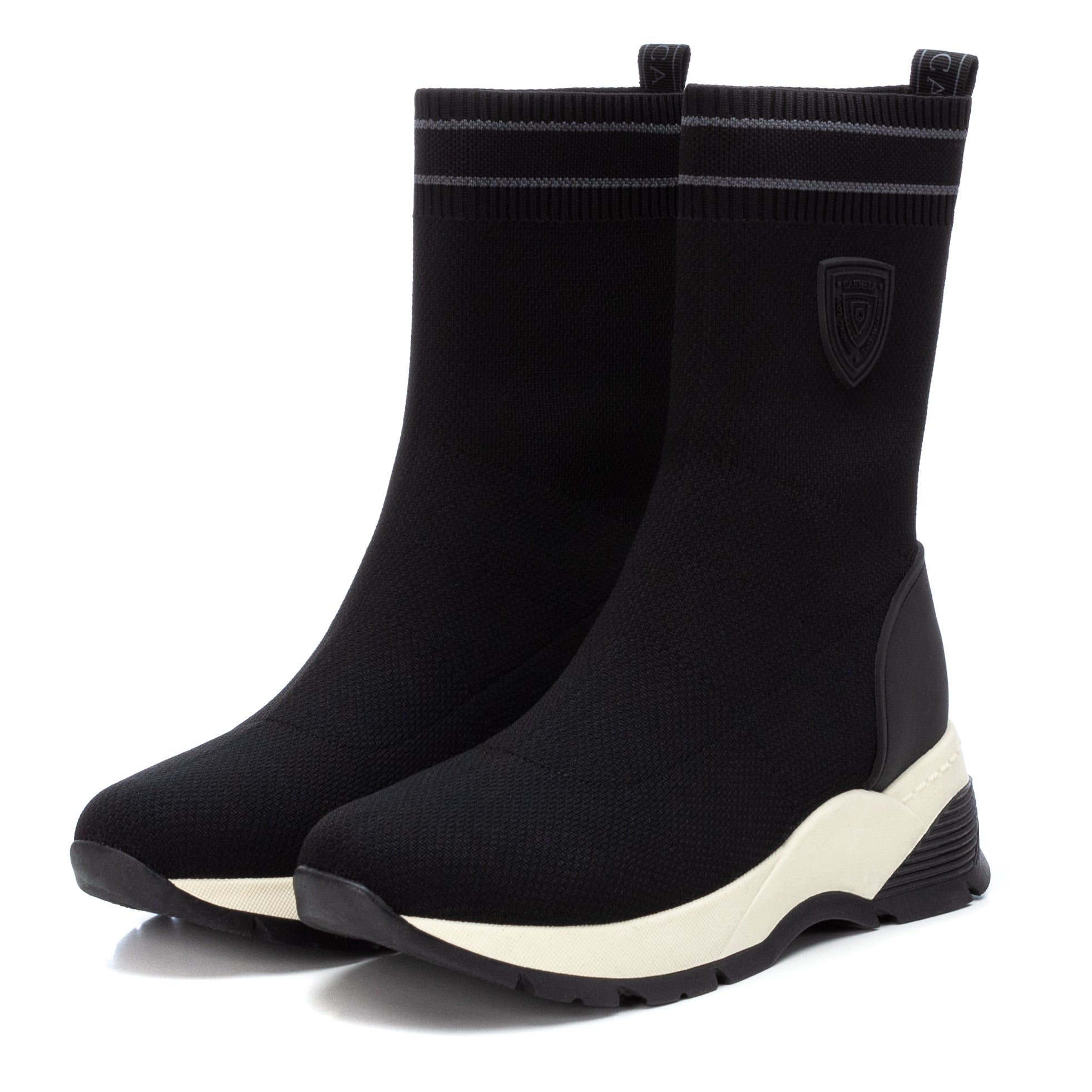 TÊNIS FEMININO CARMELA 16033701