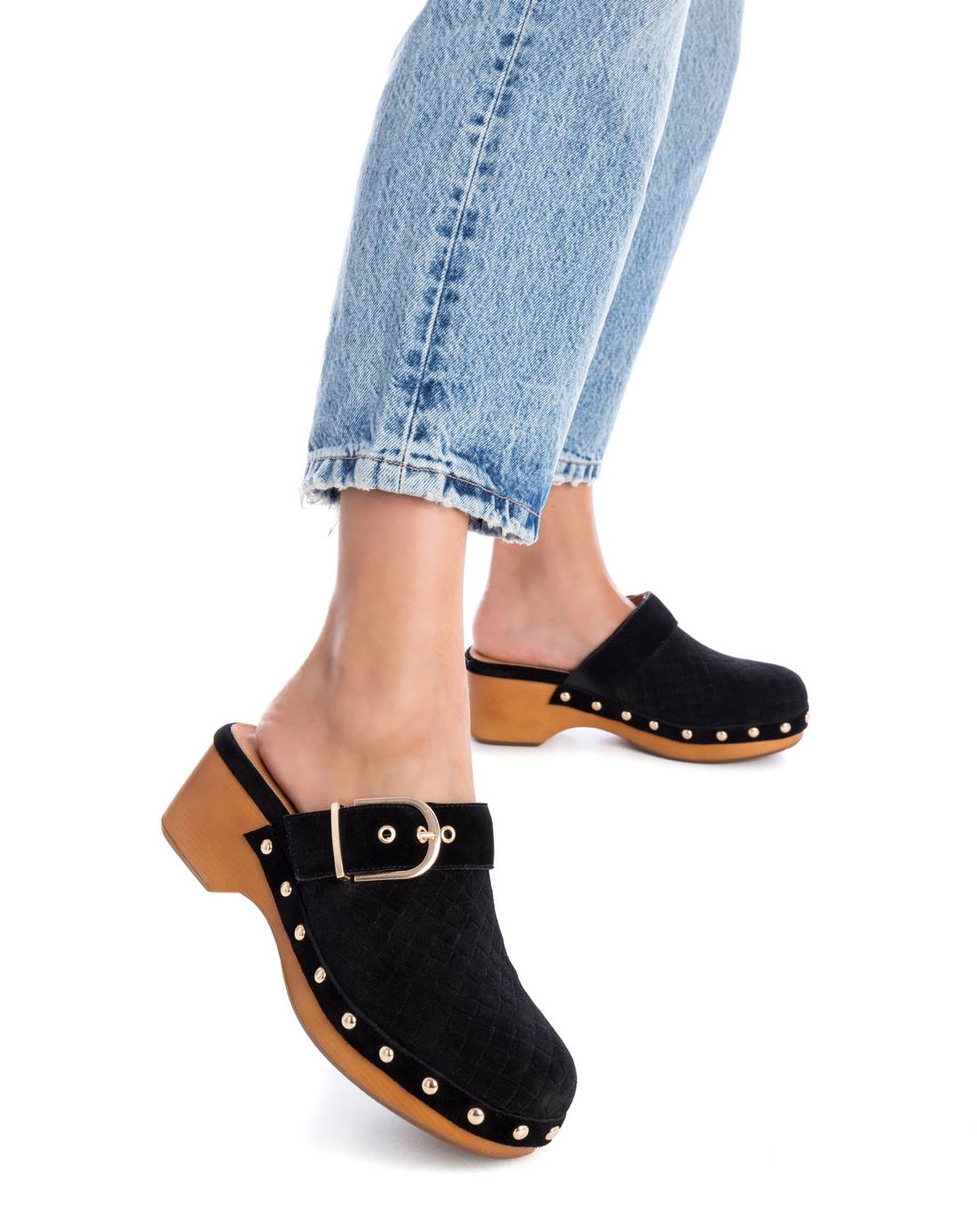 CLOG DE MULHER CARMELA 16063408